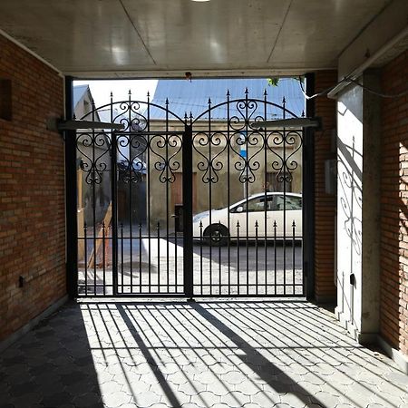 Brick House Leilighet Tbilisi Eksteriør bilde