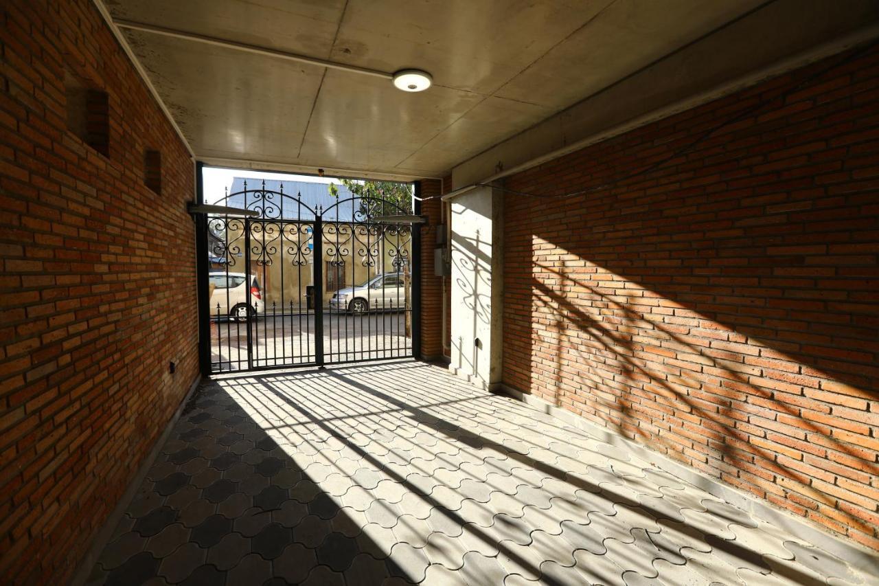 Brick House Leilighet Tbilisi Eksteriør bilde